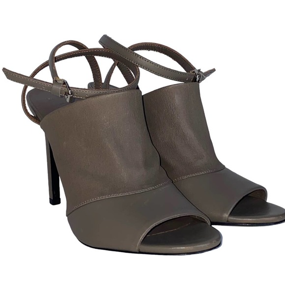 VINCE. Grace Light Taupe Gray Leather Mule Heel sz 6 US Ankle Strap Open Toe - Picture 5 of 11